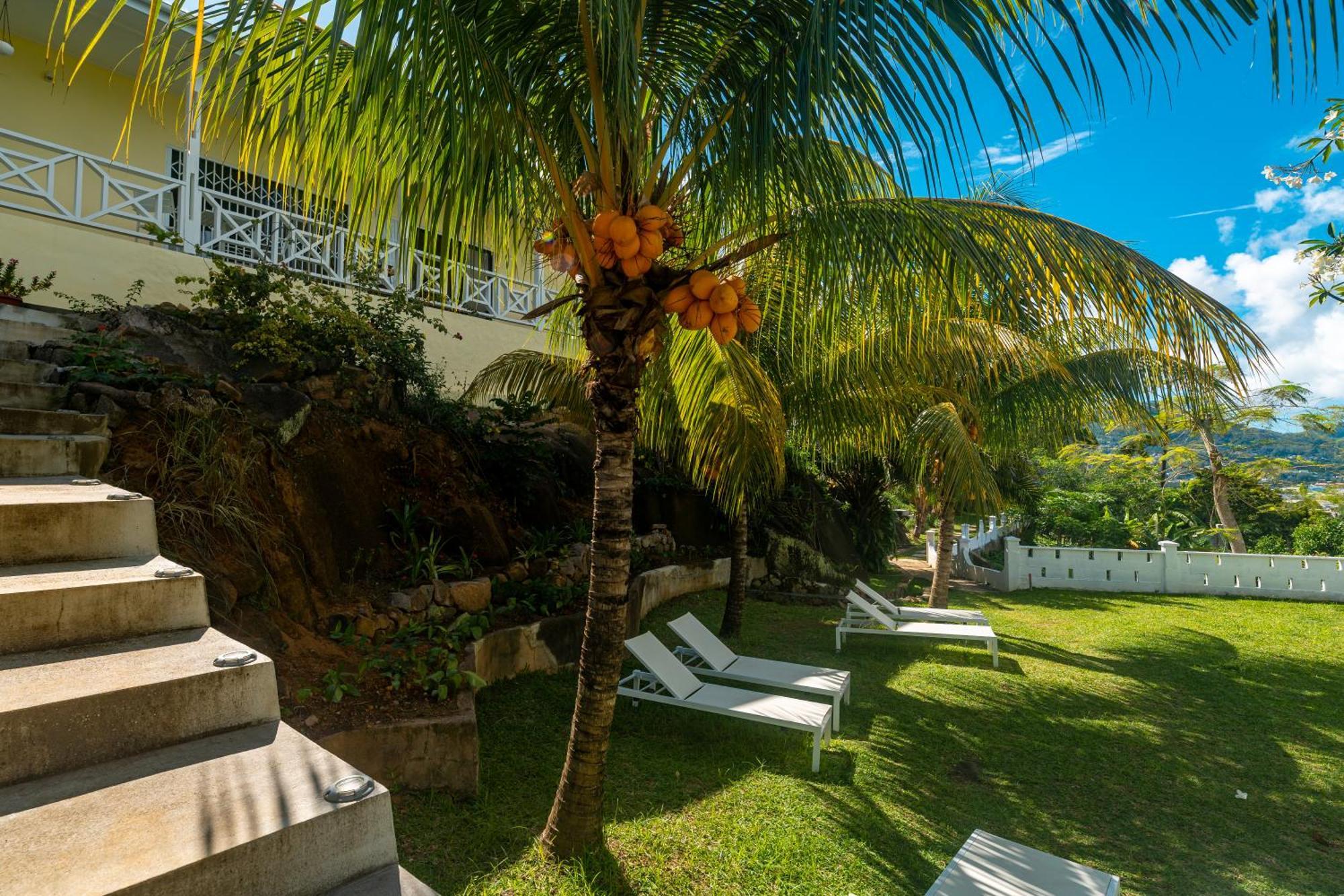Naturalis - Oceanview Residences Misere Esterno foto
